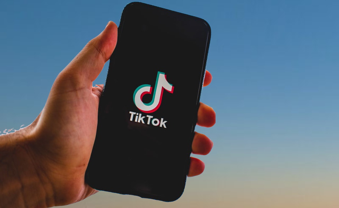 Cách xác thực tài khoản TikTok bằng CCCD nhanh nhất